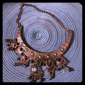 Statement necklace